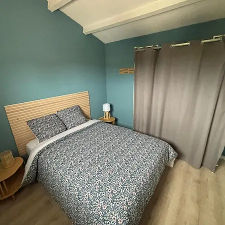 Feriehus St Cyprien Belle Maison Renovee Avec Jardin 4 A 6 P *